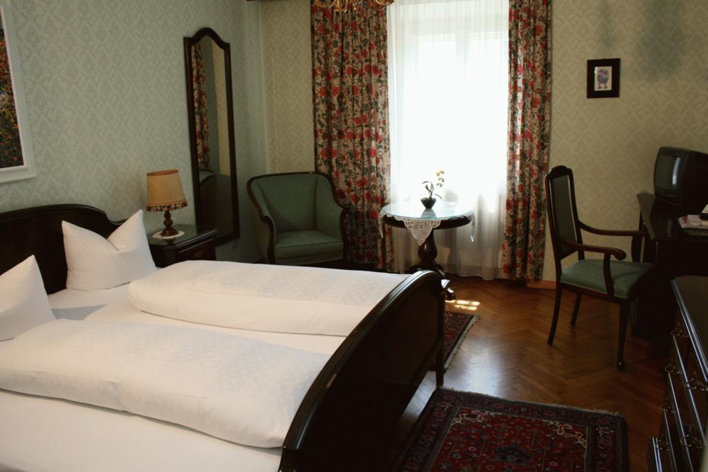 Schlosshotel Post Imst Exterior photo